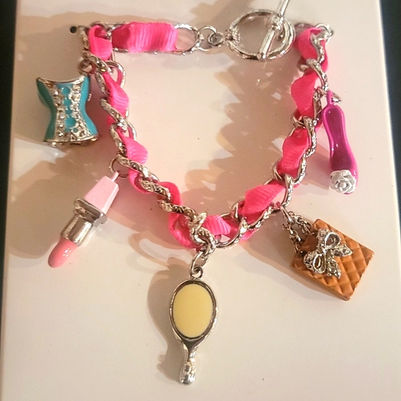 Charm Bracelet - Picture 2 of 4
